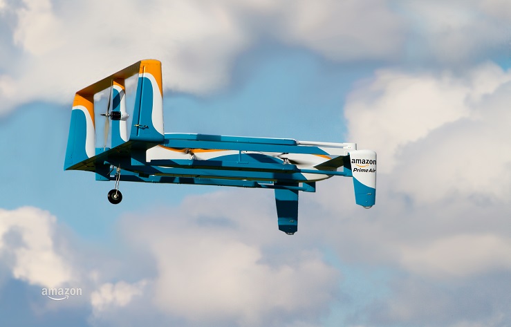 Amazon trabaja para establecer en el aire sus primeros "almacenes para drones"